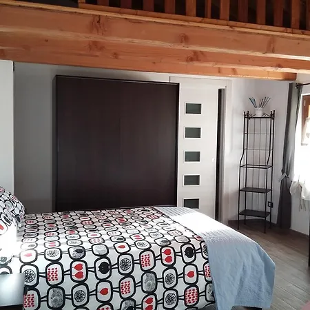 Casa Vacanze Di Andrea Аоста
