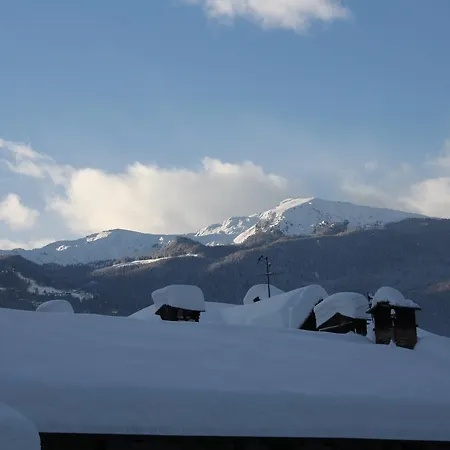 Casa Vacanze Di Andrea Аоста