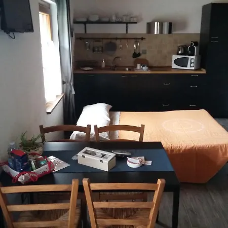 Casa Vacanze Di Andrea Аоста