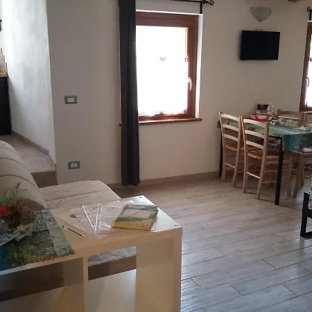 Casa Vacanze Di Andrea Аоста